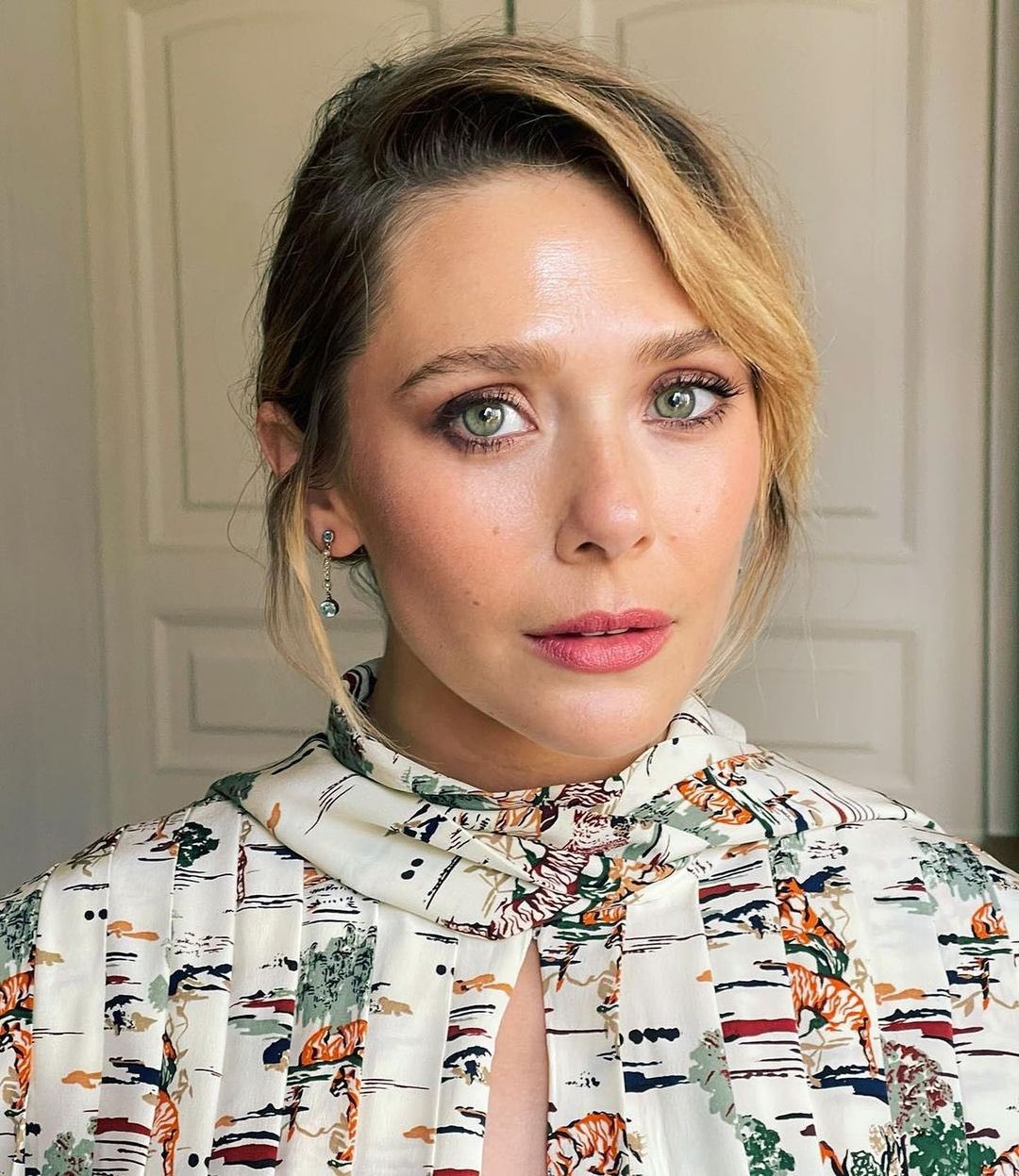 Elizabeth Olsen 20 Слив Фото, Elizabeth Olsen Слитые Горячие Фото 20