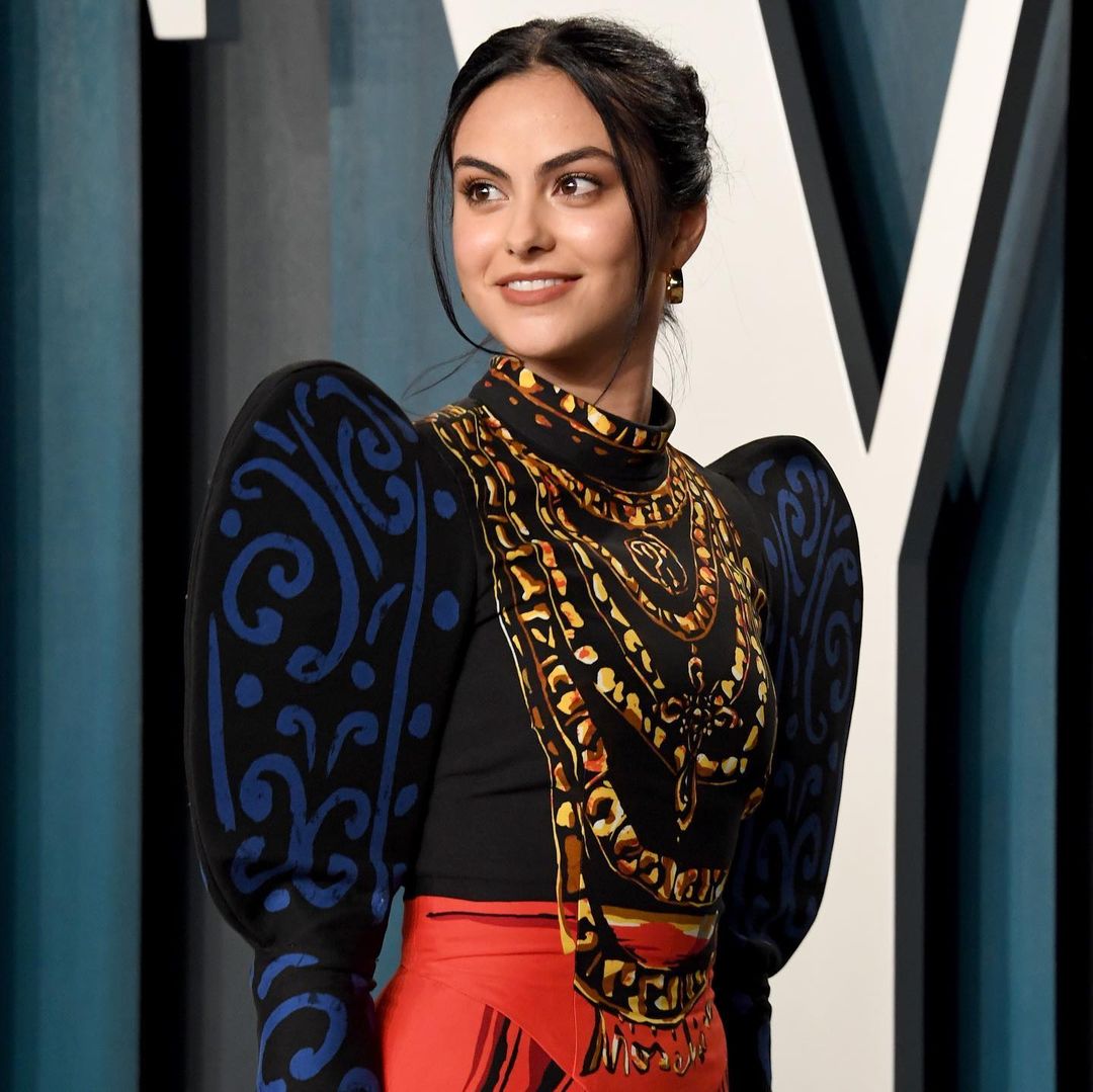 Camila Mendes 30 Слив Фото, Camila Mendes Слитые Горячие Фото 30