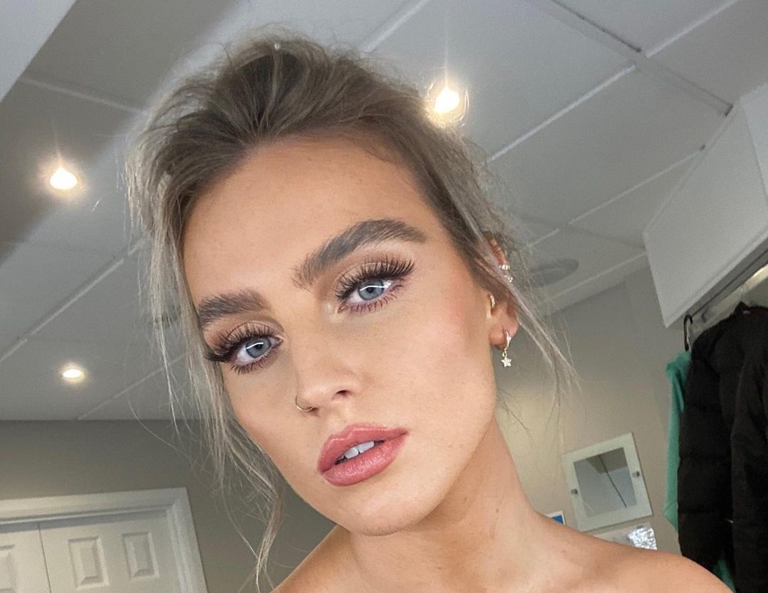 Perrie Edwards 18 Слив Фото, Perrie Edwards Слитые Горячие Фото 18