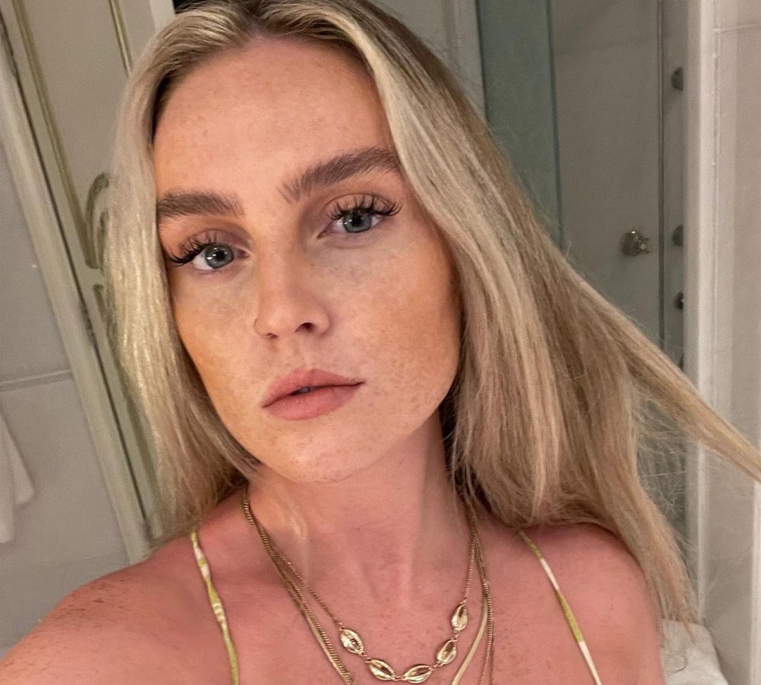 Perrie Edwards 26 Слив Фото, Perrie Edwards Слитые Горячие Фото 26