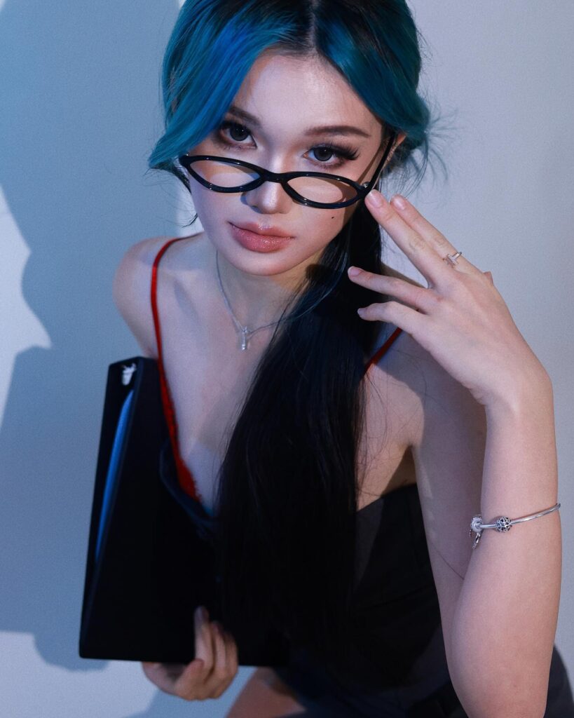 Слив Angelinazhq 43 Слитые Фото Слив Angelinazhq 42 Слив Фото, Слив Angelinazhq Слитые Горячие Фото 42